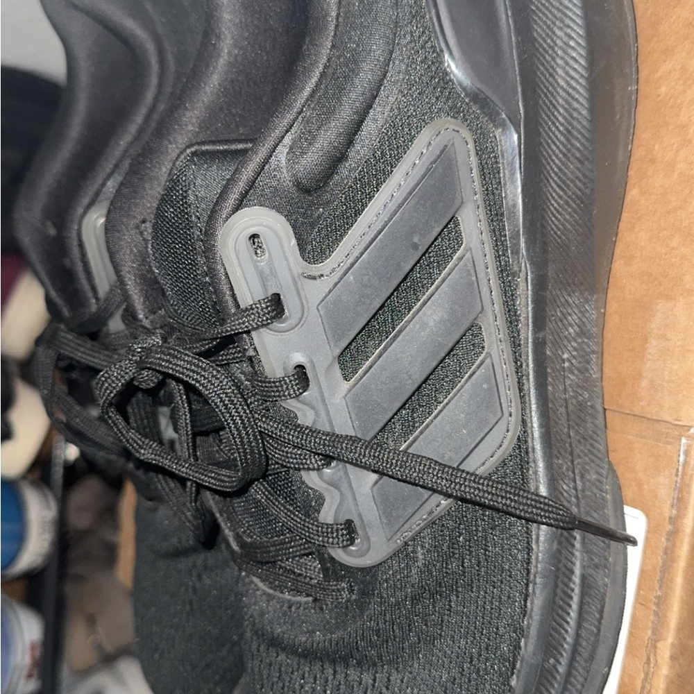 Adidas Ultrabounce Running Shoes 'Black Carbon'